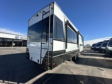 2027 Brinkley Model Z 3600