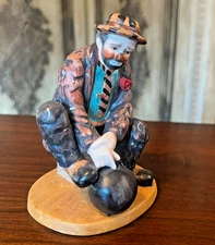 Emmett Kelly Circus Collection Porcelain Clown "STUCK ON BOWLING" Original 1994