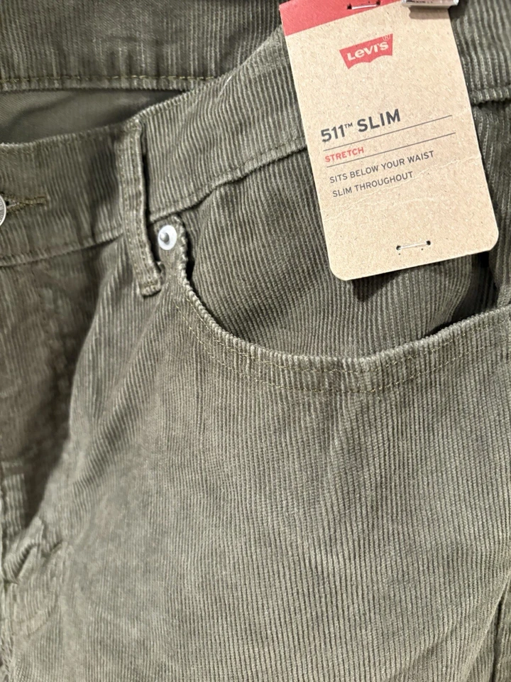 Pantalones de pana ajustados elásticos Levi's 511 verdes para hombre talla 36 x 34 nuevos con etiquetas Foto 4 de 4