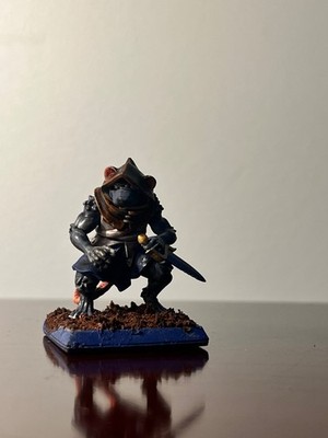 dnd miniatures painted, rat folk rogue with dagger, 28mm figure