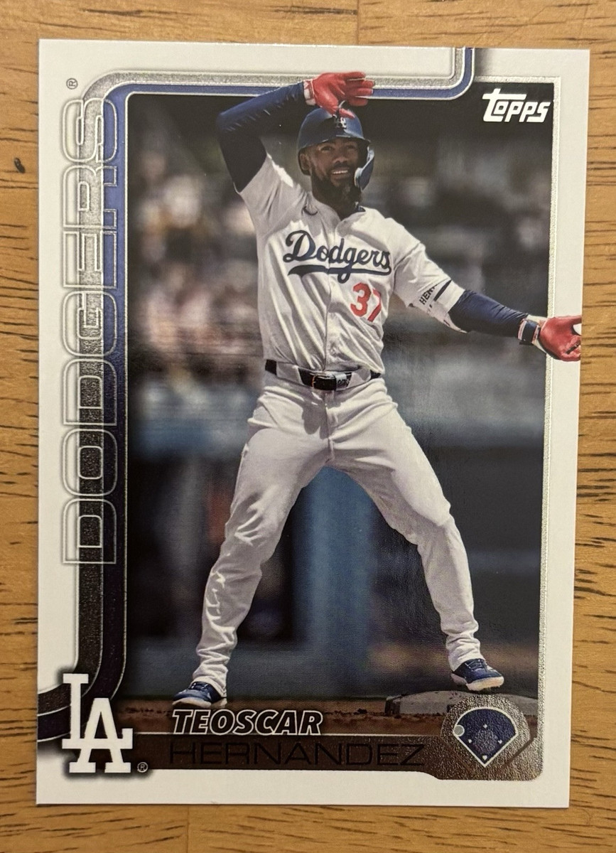2025 Topps Teoscar Hernandez Base Dancing Dodgers #176 LA 2025 Topps Teoscar Hernandez Base Dancing Dodgers #176 LA