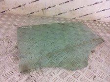 MERCEDES-BENZ A W176 Türfensterscheibe hinten links 43r00048 2.14 30998234 MERCEDES-BENZ A W176 Türfensterscheibe hinten links 43r00048 2.14 30998234