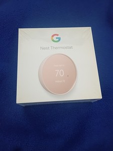 Nest thermostat new in sealed box Model G4CVZ, never used, energy saver, easy