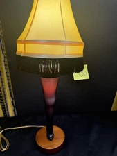 Q16 26" Deluxe DeskTop Leg Lamp Blemished