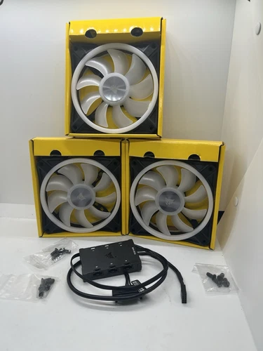 Corsair QL Series, Ql120 RGB, 120mm RGB LED Fan, 3 Pack - Black
