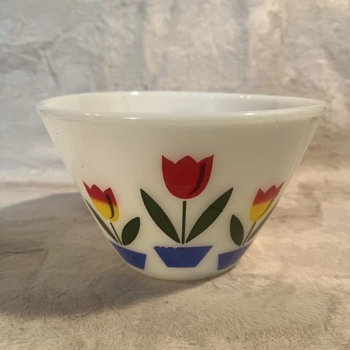 1940’s Vintage Fire King Tulip Bowl by Anchor Hocking 6.75” x 4”