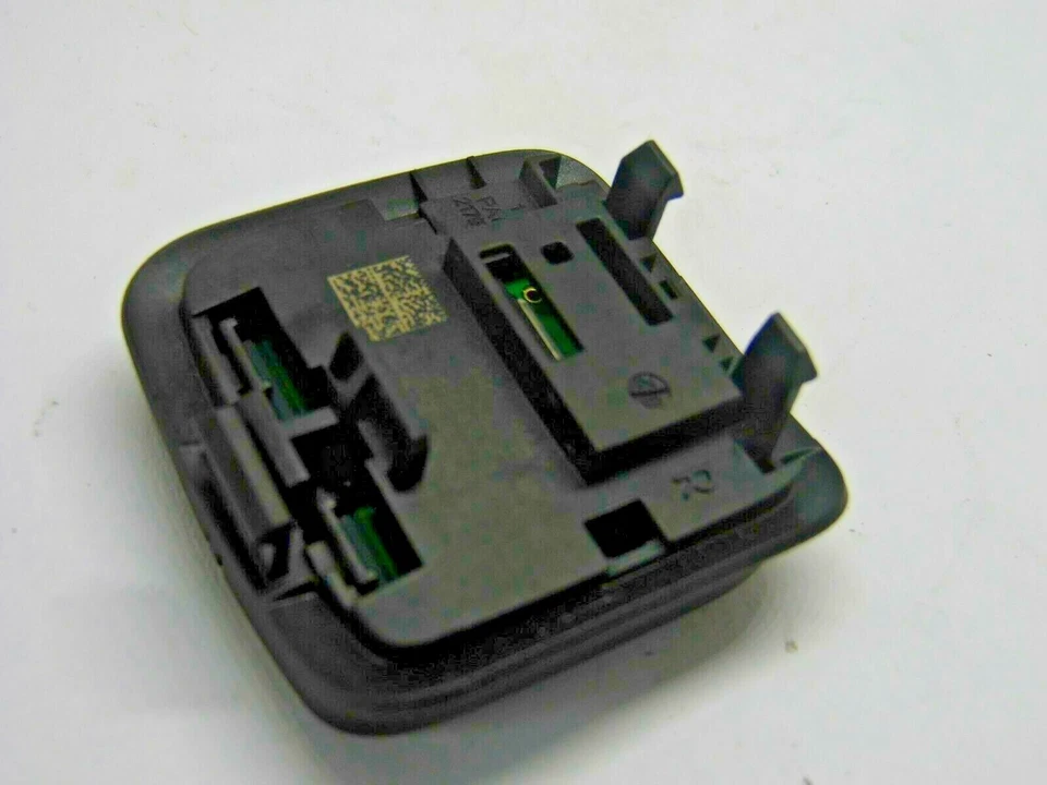 Interruptor de radio control del volante 23134239 se adapta a 15 18 Chevy Silverado NUEVO Foto 3 de 4