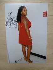 Khia Chambers autograph signed 20x30 cm picture