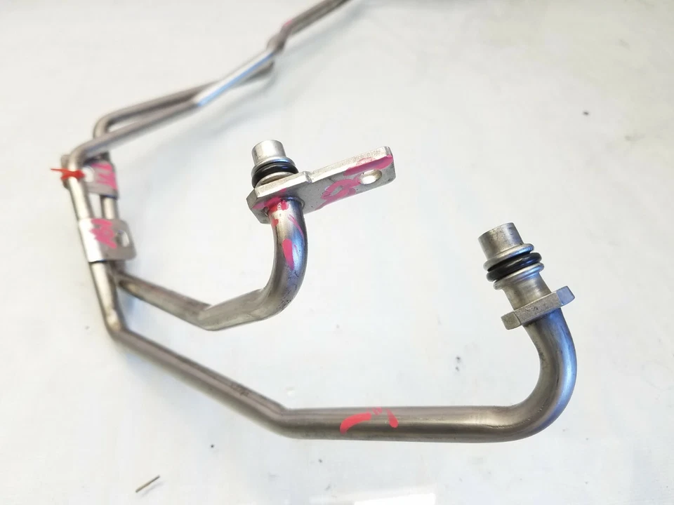 Líneas de refrigeración de aceite de transmisión Audi Q5 2013-2017 3,0 L - 8R0317818 / 8R0317817 Foto 2 de 4