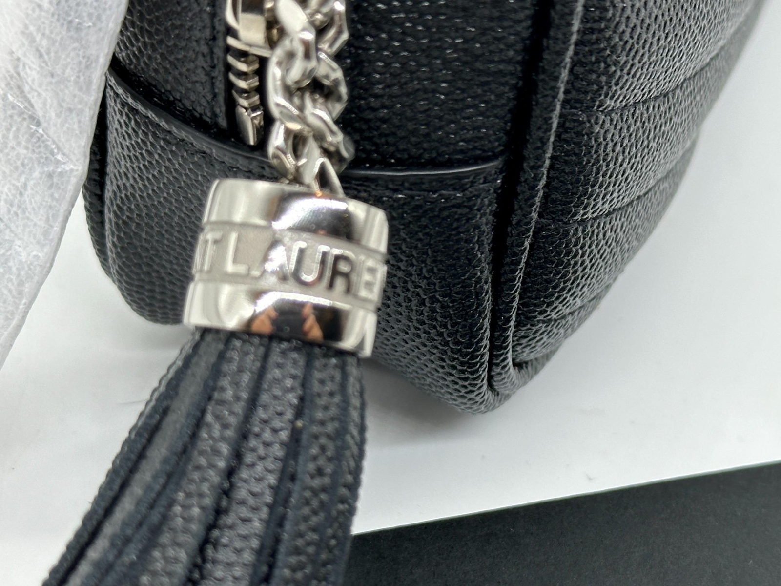 Borsa a tracolla Saint Laurent YSL Monogram Lou Mini Materasso Chevron $1550