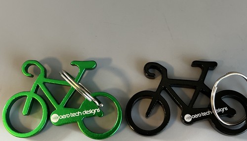 LOT 2  KEYRINGS Green and Black. Advertising for Aerotechdesigns.
