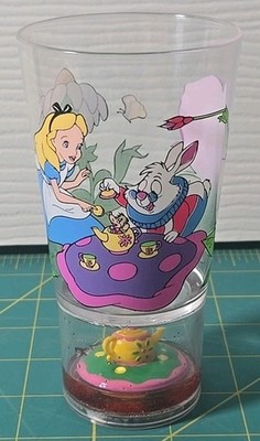 Vintage Disney Alice In Wonderland Plastic Glitter Shaker Cup Kibouki