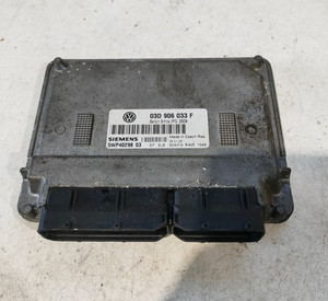 Volkswagen Polo 9N 1.2 Benzin Motorsteuergerät 03D906033F Bj 2006