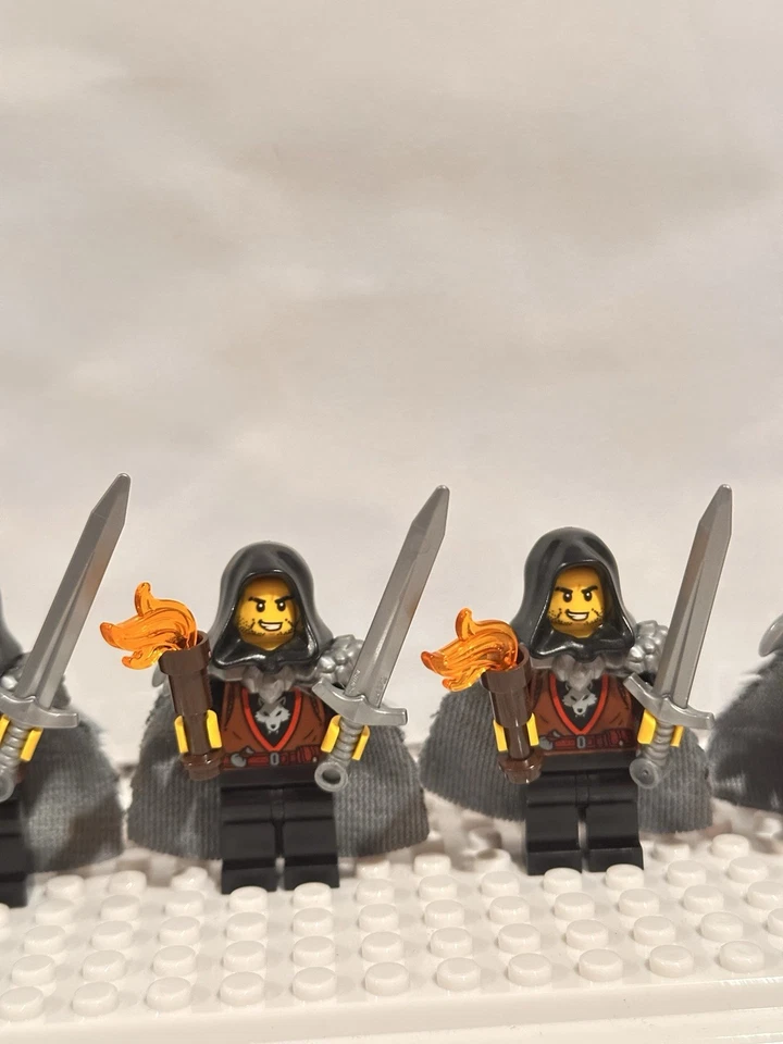 LEGO Castillo Lobo Pack Maestro Bestia x5 Minifiguras Caballero Medieval + CAPAS (LEER) Foto 3 de 4