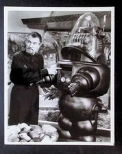 FORBIDDEN PLANET (1956) Robby the Robot with Walter Pidgeon Movie still
