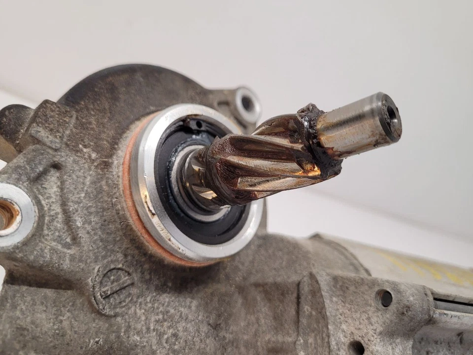 Bomba de dirección asistida GMC TERRAIN 2013-2019 19301245 13-19 Foto 3 de 4