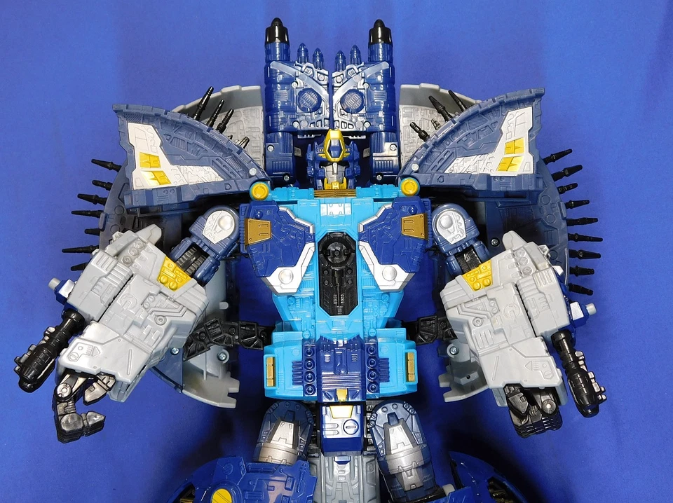 TRANSFORMERS CYBERTRON PLANET PRIMUS SUPREME CLASS COMPLETE W/UNICRON HEAD - Image 4 of 4