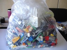Larger Bag of miscellaneous Legos sets