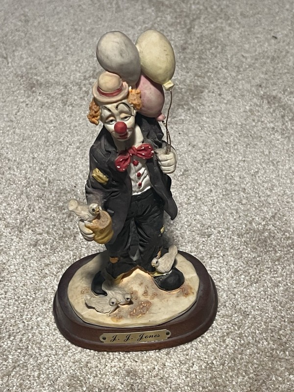 JJ Jones And Friends, Balloon For Sale, Figurine