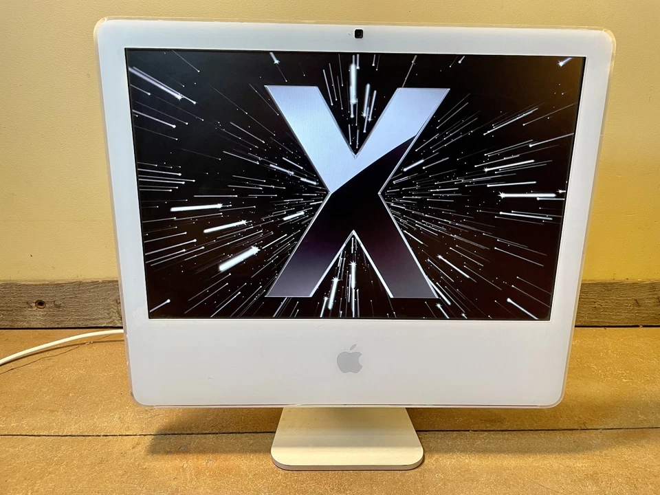 Apple iMac 20" A1207 Intel Core 2 Duo, 667MHz 3GB SDRAM, 232GB HD, Snow Leopard - Image 2 of 4