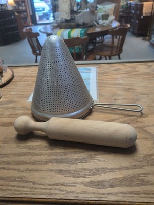 Vtg Aluminum Cone Colander Strainer Sieve Ricer Canning Food Mill with Pestle