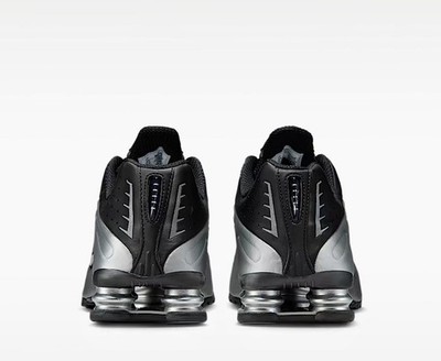 Nike Shox R4 Metallic Silver Black Running Shoes HQ1988-007 Men's