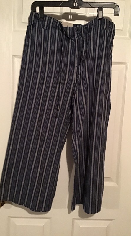 Women’s Blue Striped Capri Pants, Sz. 8