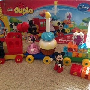 LEGO Duplo Mickey Mouse Clubhouse Minnie Mouse Birthday Parade 10597 