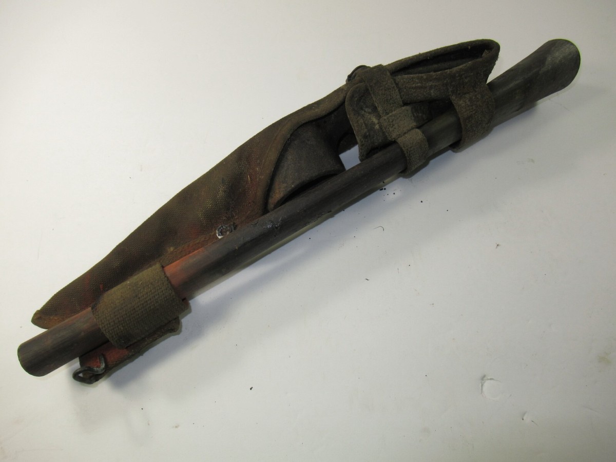US Military WW1 WW2 Pick Axe Soldier Trenching Tool Pickaxe