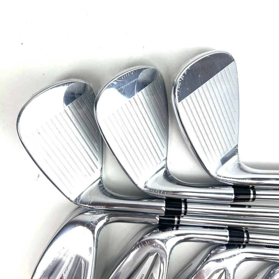 New Wilson Staff Dynapower Forged Irons / 4-PW / KBS Tour Lite Stiff Flex - Image 4 of 4