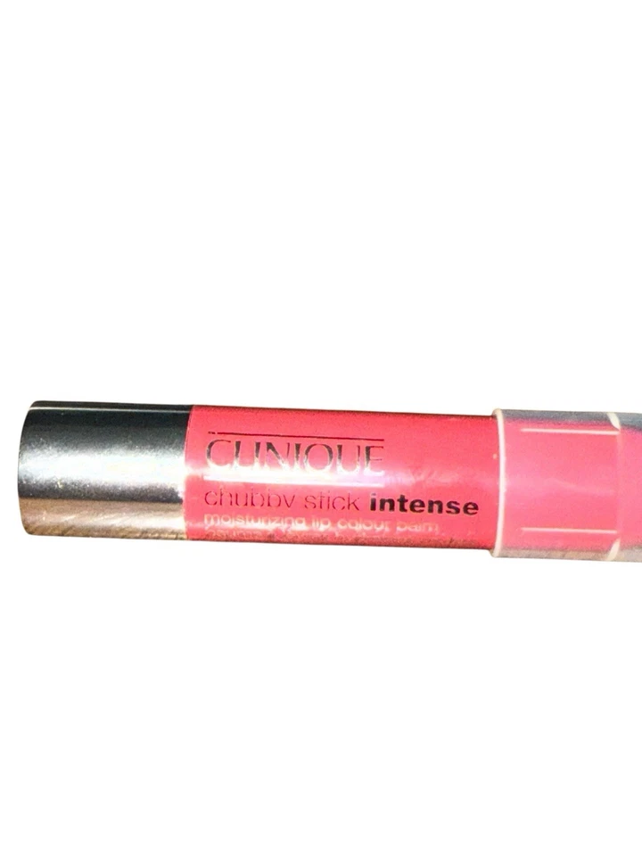 Bálsamo labial hidratante intenso Clinique Chubby Stick, 06 Roomiest Rose Travel Foto 3 de 4