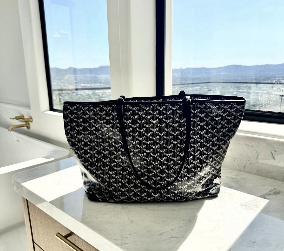 GOYARD Artois tote mm Black/gray/white