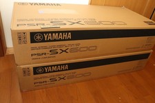 Yamaha PSR-SX600 Tastiera Digitale 61 Tasti Organo Initial Touch PSRSX600 Ner...