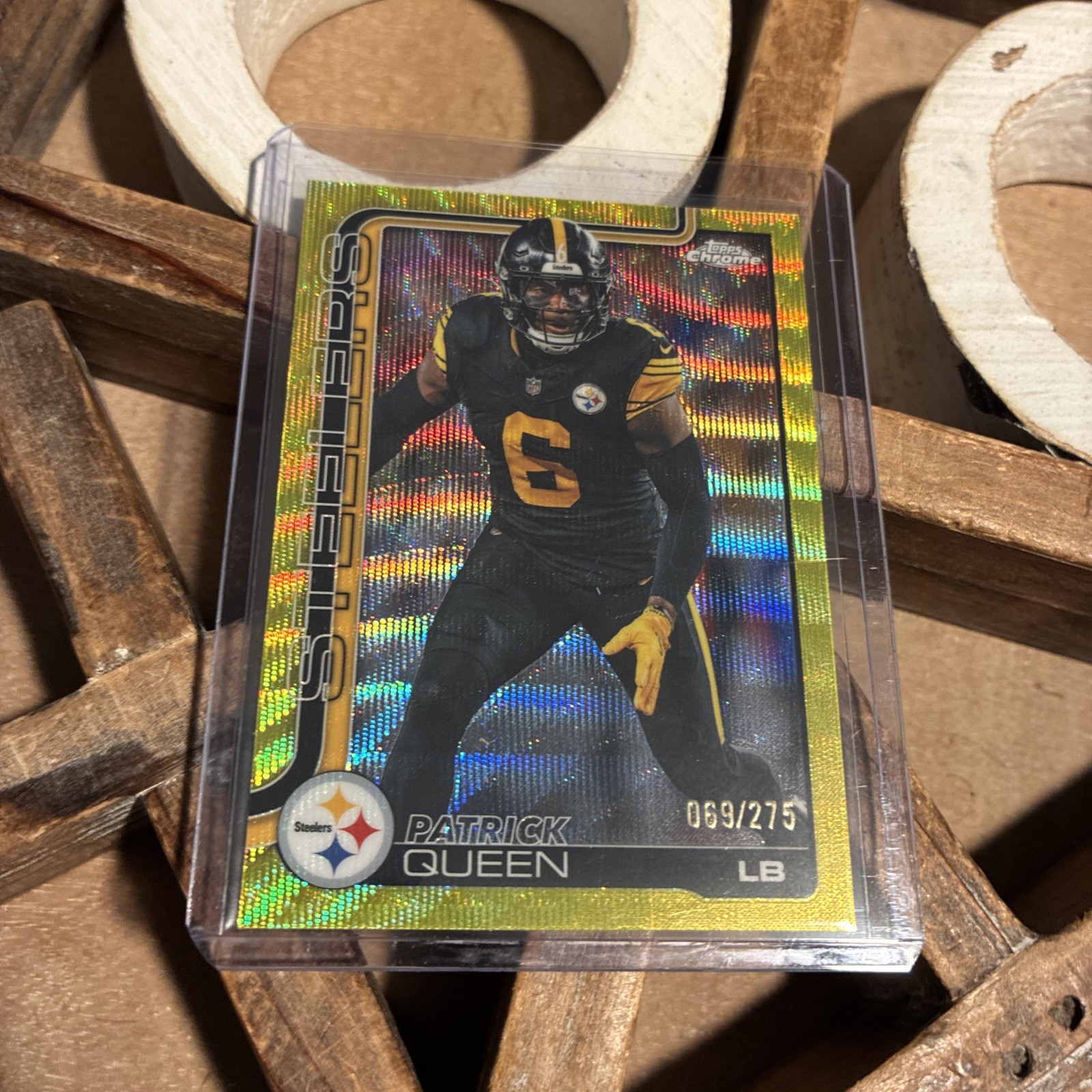 PATRICK QUEEN 2025 TOPPS CHROME YELLOW WAVE REFRACTOR /275 #260 STEELERS