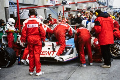 Jan Lammers Andy Wallace Teo Fabi Toyota Team TOM's Toyota TS010 R- Old Photo 4
