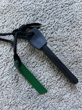 NEW 4  Reinforced Fire Strike Magnesium Flint Fire Starter Rod  Scraper BLACK