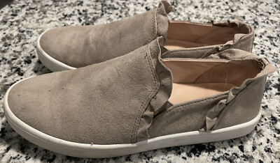 Kate Spade New York Lilly Suede Slipon Ruffled Sneaker Sz 6M