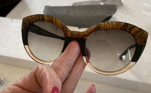 Etro Women’s Sunglasses /ET600S / 52-22. 140 / Italy / Fashion Statement - Picture 8 of 10