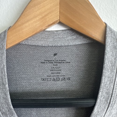 Fabletics The Training Day Shirt Herren Gr. Large Grau 24/7 Tee Kurzarm - Bild 3 von 4