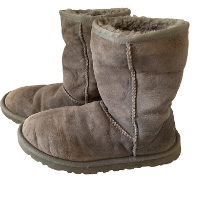 UGG Australia Damen Classic Short Grey Lammfell Wildleder Stiefel Gr. UK 3,5