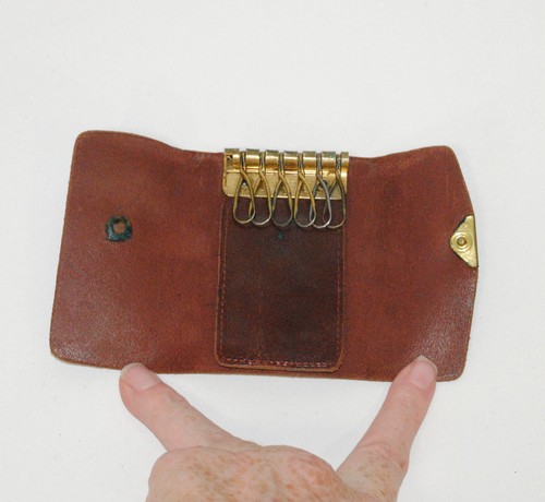 Vintage Buxton Leather Tri Fold Key Trainer Case Original Key Identification - Picture 3 of 12