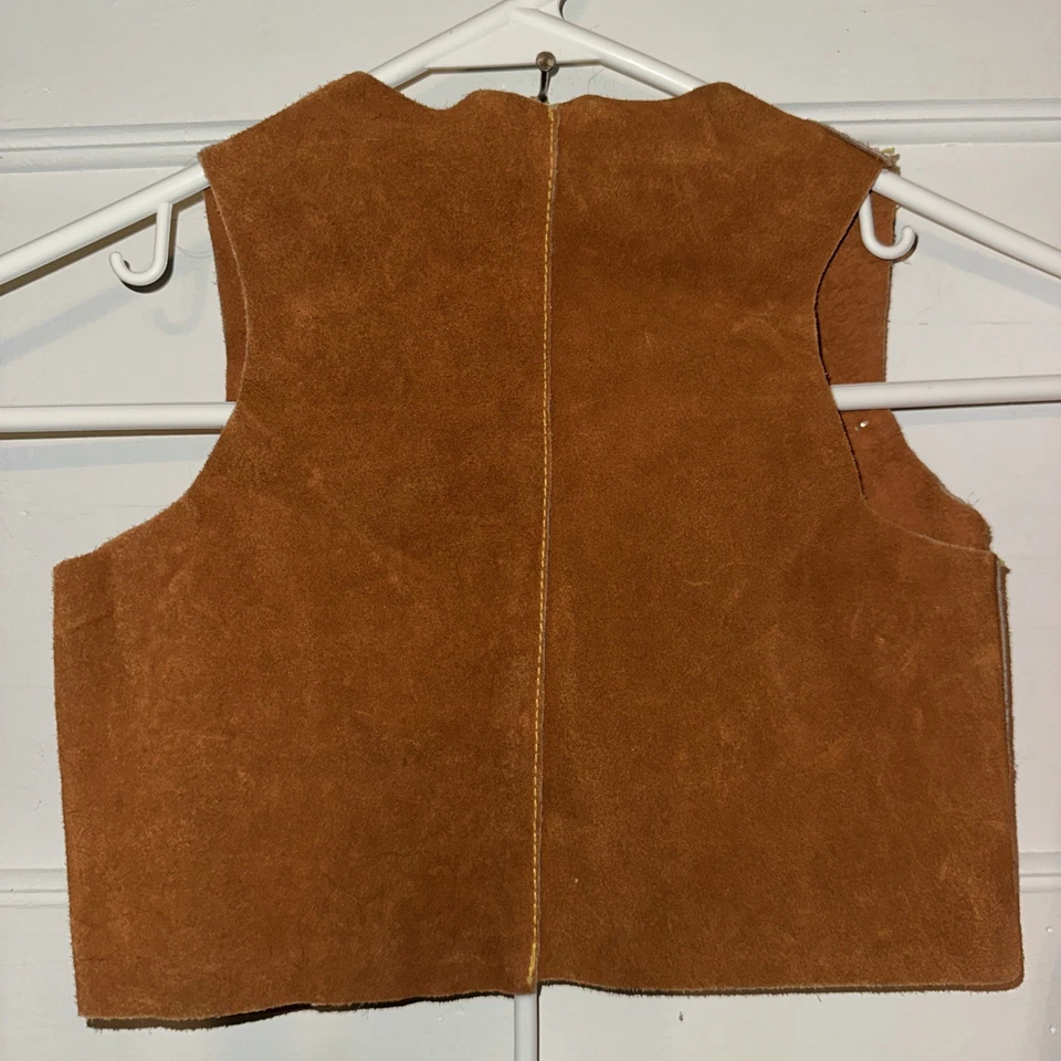 Gorras occidentales de colección, chaleco, cinturón, sombrero de vaquero y pañuelo rojo para niños/niñas pequeños. Foto 3 de 4