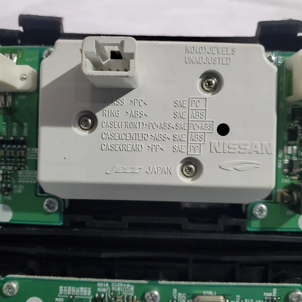 2008-2014 Infiniti G37 Dash Navi Radio Clock & Climate Control Faceplate Panel - Image 3 of 4