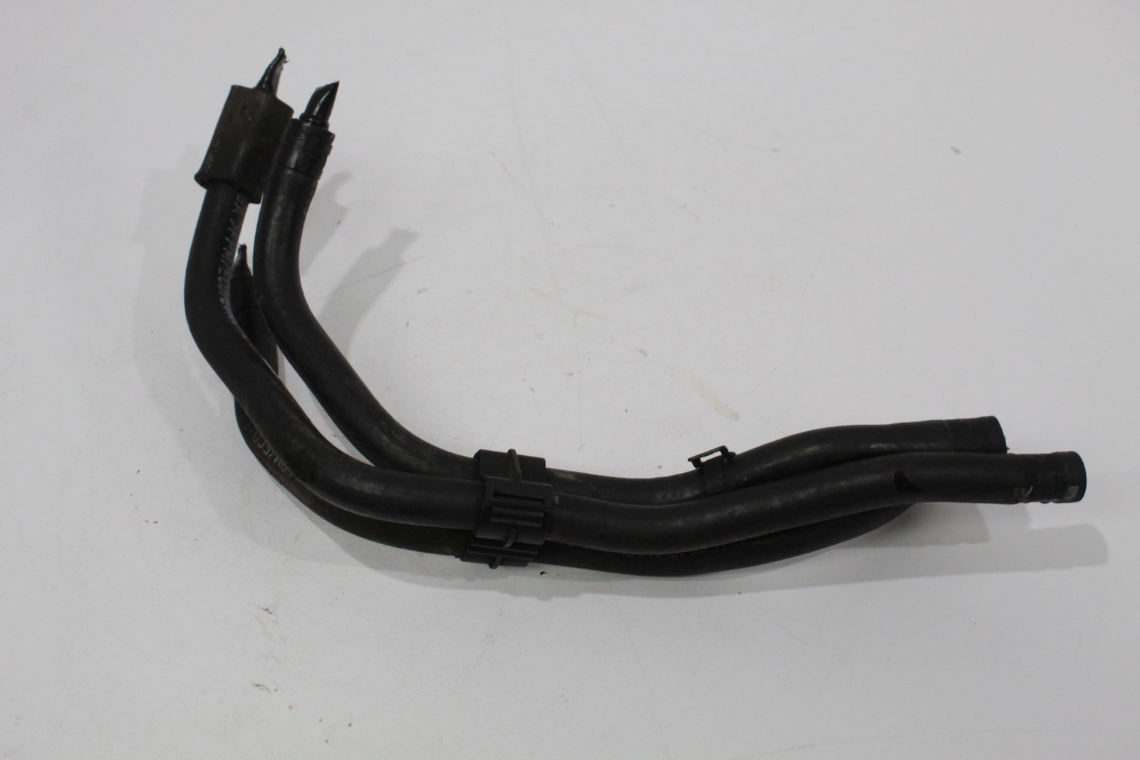 Seat Exeo 2.0TDi Diesel Fuel Pipe Hoses 3R0201214 thumbnail 2