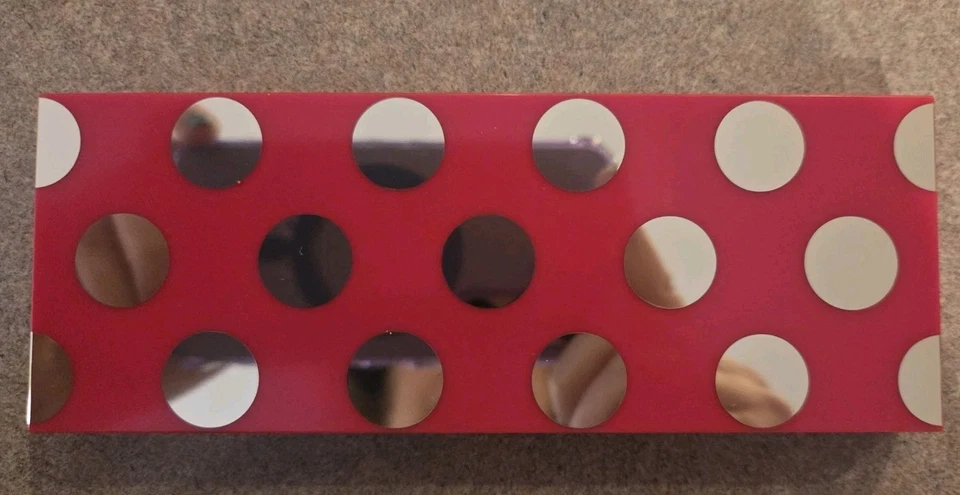 ESTEE LAUDER Limited Edition 7-Color "Glow" Eyeshadow Palette - Image 3 of 3