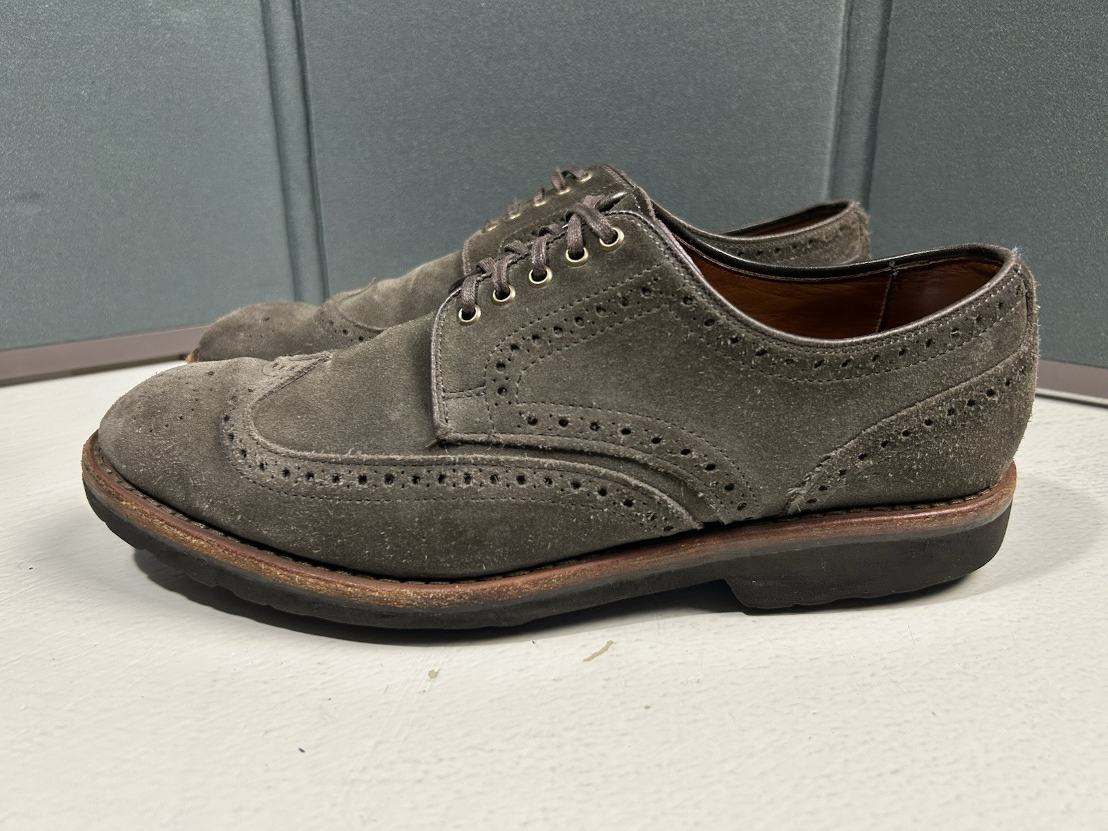 SAOLA Scarpe eleganti casual Allen Edmonds Tate punta alare talpa scamosciate Brogue Derby da uomo 9 D