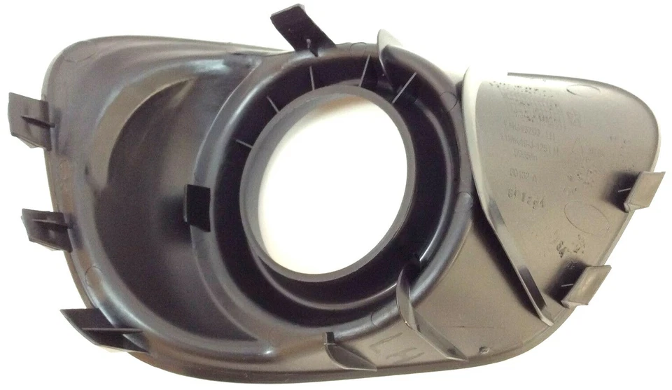 2011-2017 Jeep Compass Front LH Driver side Fog Lamp Bezel new black OEM - Image 2 of 3