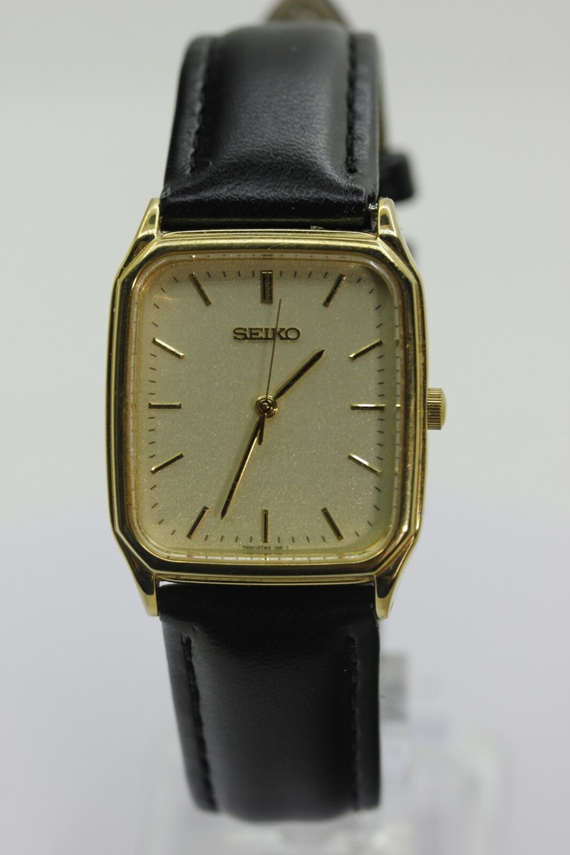 SEIKO Spirit 7N01-0FA0 Vintage Gold Square Quartz Mens Watch from