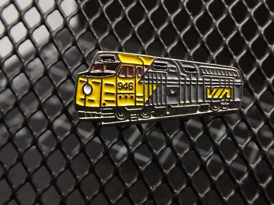 ''DIESEL ENGINE'' RAILROAD/TRAIN BRAND NEW Lapel Pin Enamel GUARANTEED 7/8''
