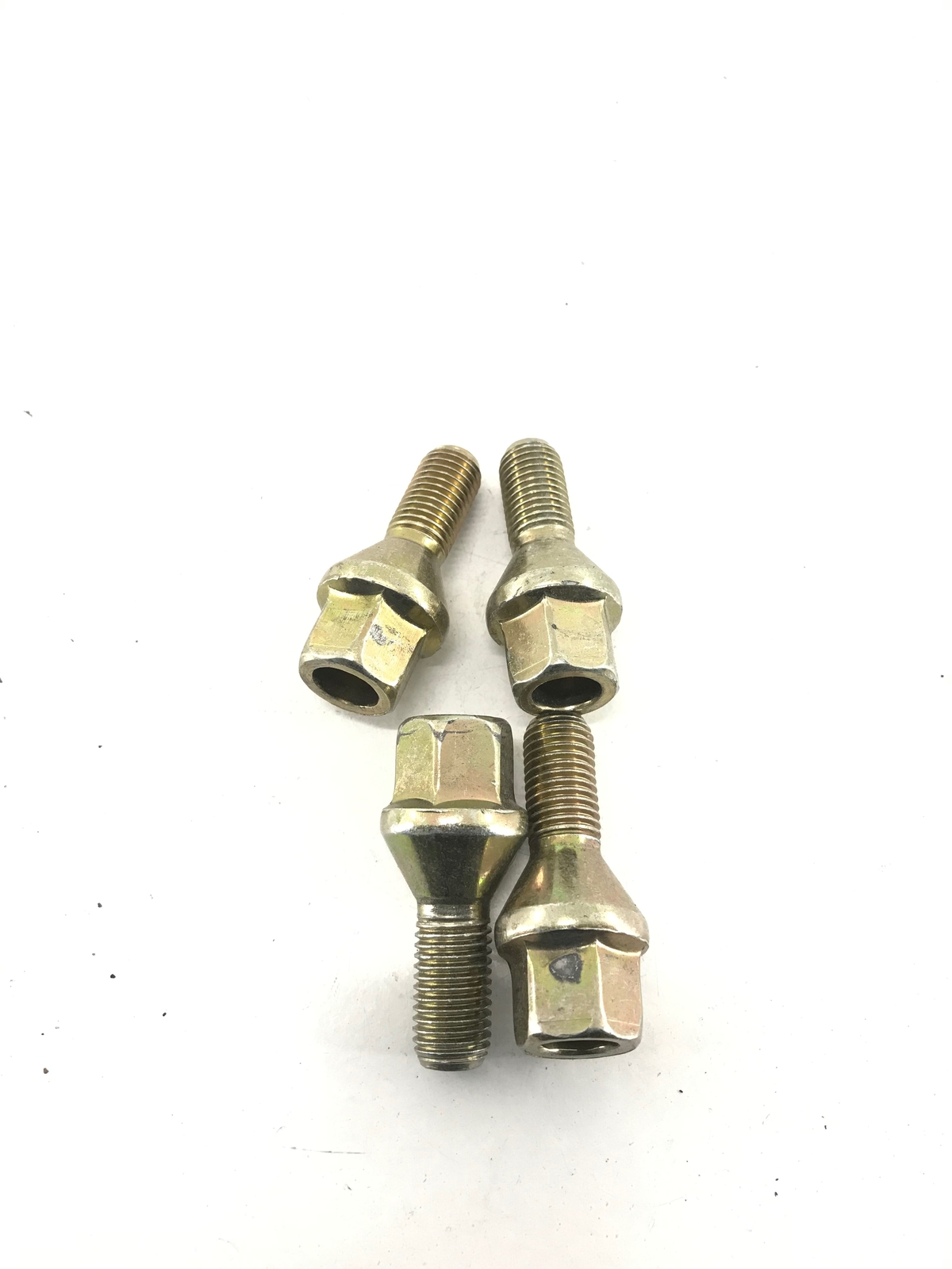 Renault CLIO Mk3 2005-2009 Wheel Replacement Nuts Bolts 8200565427  